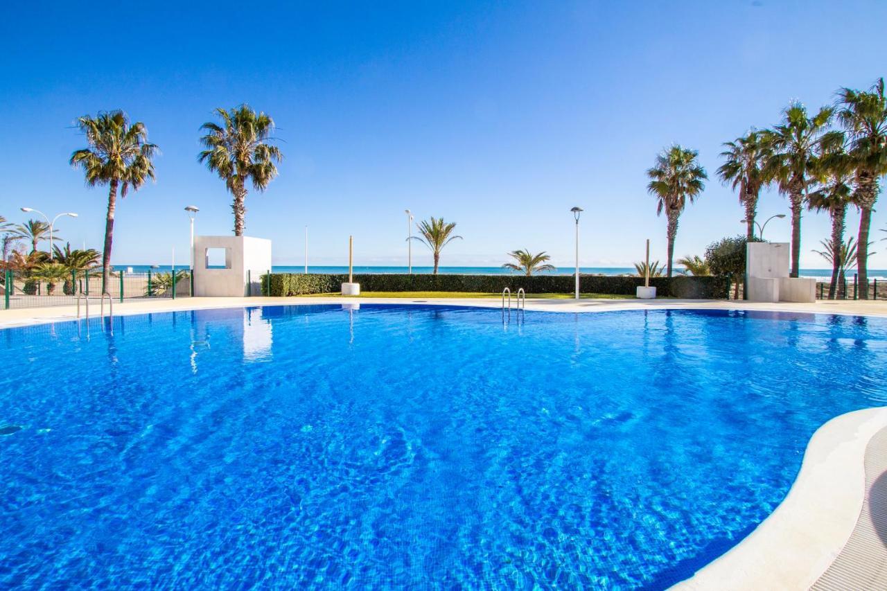 Espacio 8 - Primera Linea De Playa Кульєра Екстер'єр фото